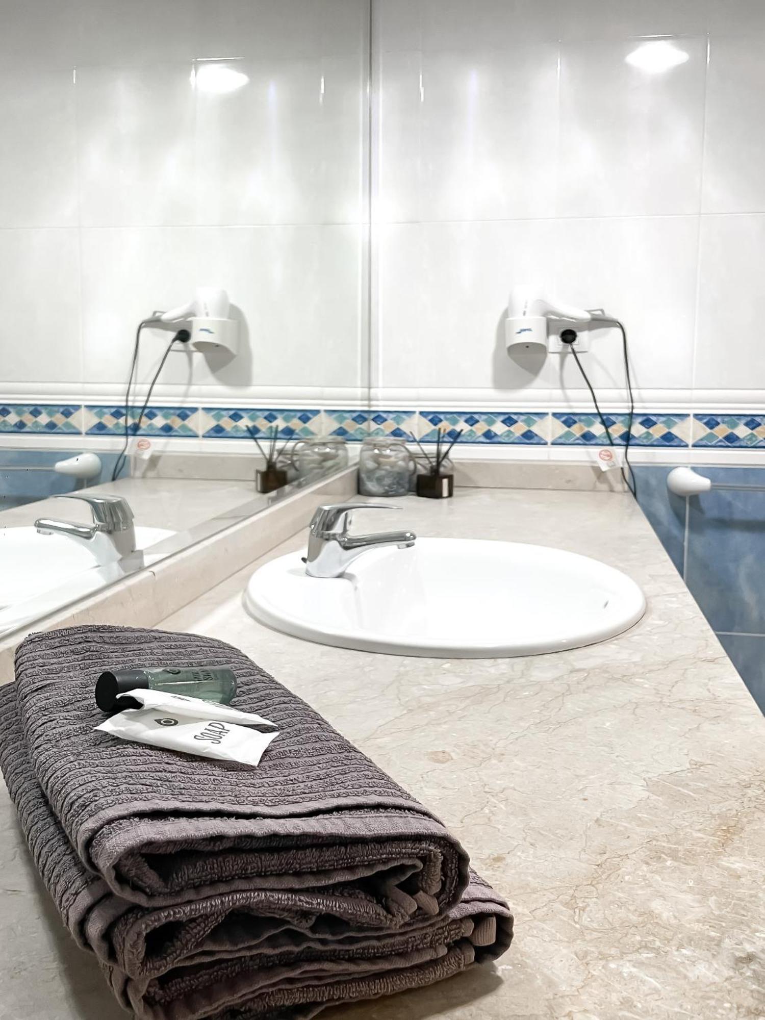 Appartamento B-rent Casa Angela Pool View *